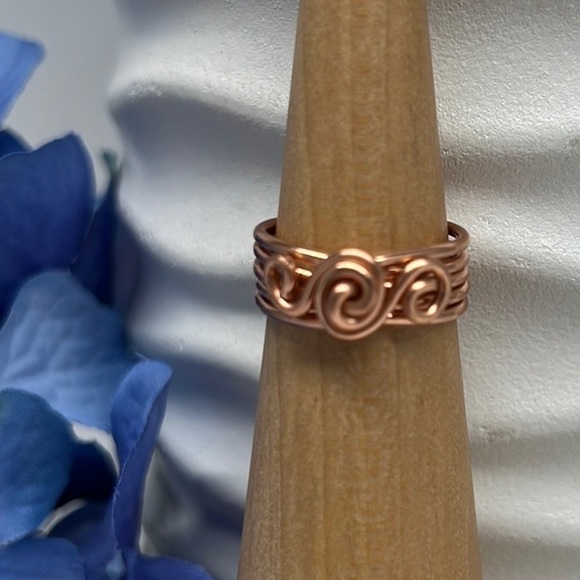 ARTISAN Copper Spiral Wire Wrap Ring - Picture 13 of 13